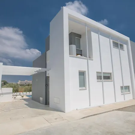 Neue 3 Schlafzimmer Mit Pool In * Πρωταράς