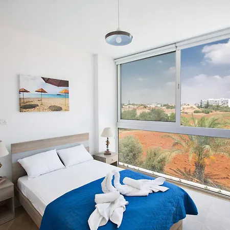 Neue 3 Schlafzimmer Mit Pool In בית נופש
