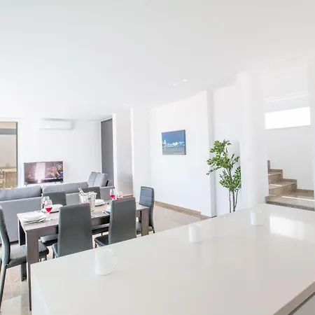 Neue 3 Schlafzimmer Mit Pool In Протарас